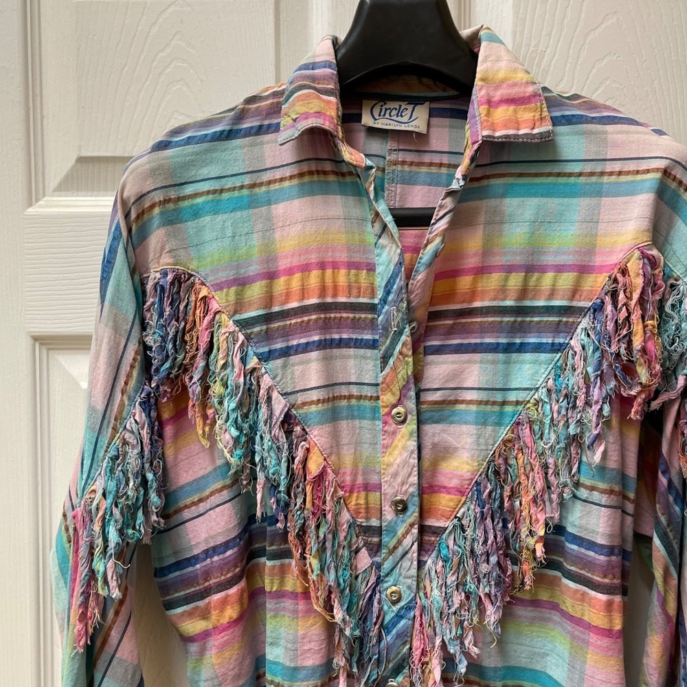 Vintage Circle T Women's (XL) Button‎ Up Shirt Blue Pink Plaid Western Fringe